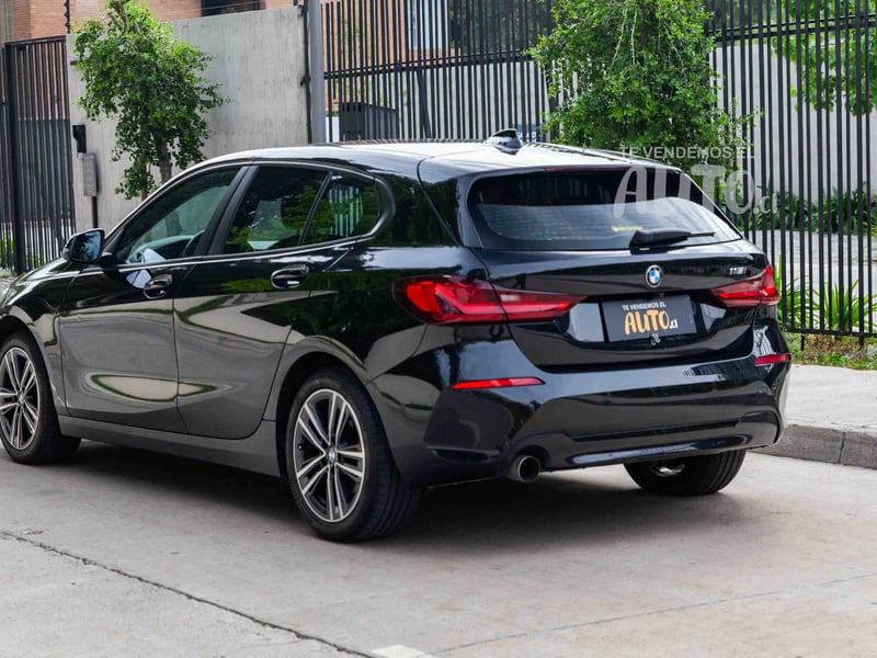 BMW 118i 2021 - Imagen 3 de 18