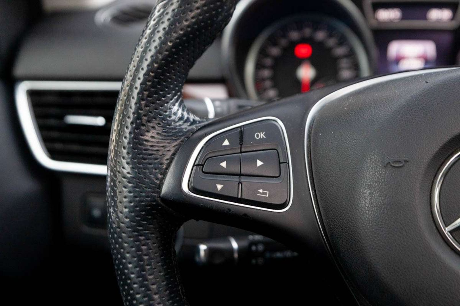 MERCEDES BENZ GLE400 2018 - Imagen 10 de 20