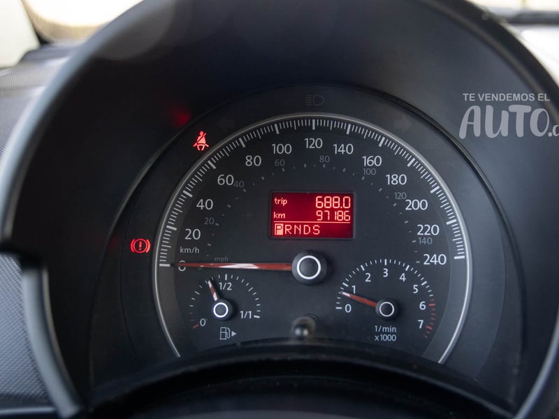Volkswagen Beetle 2010 - Imagen 11 de 12