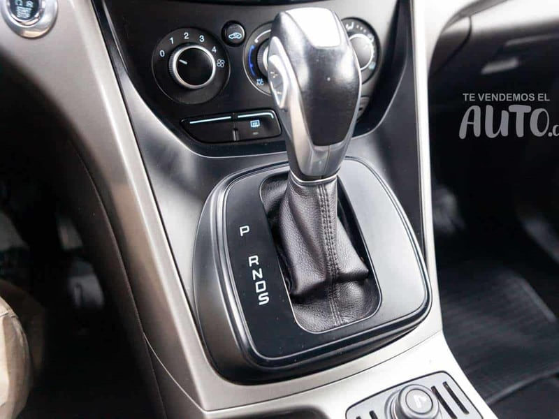 Ford Escape 2015 - Imagen 13 de 17