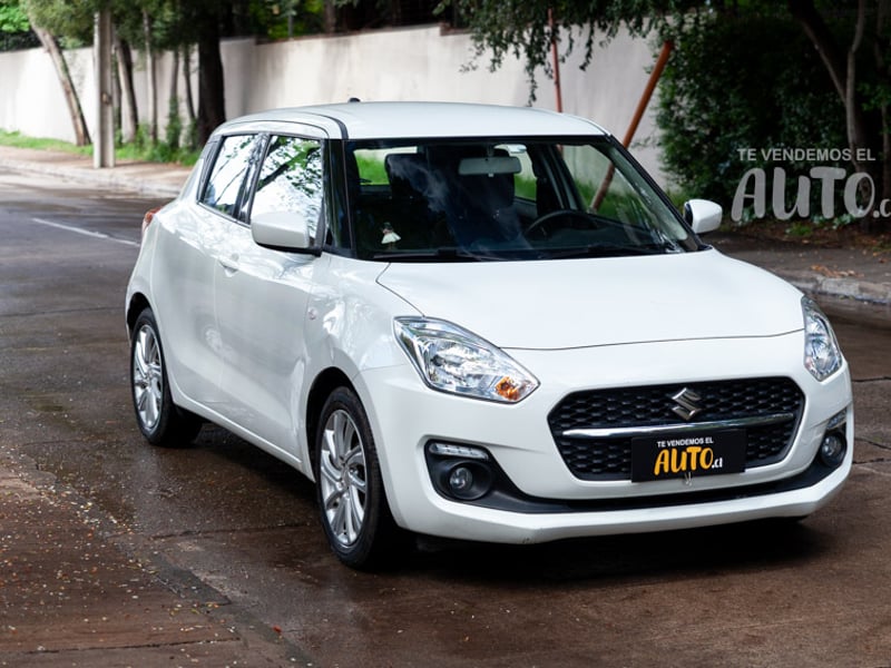 Suzuki Swift 2023 - Imagen 6 de 17