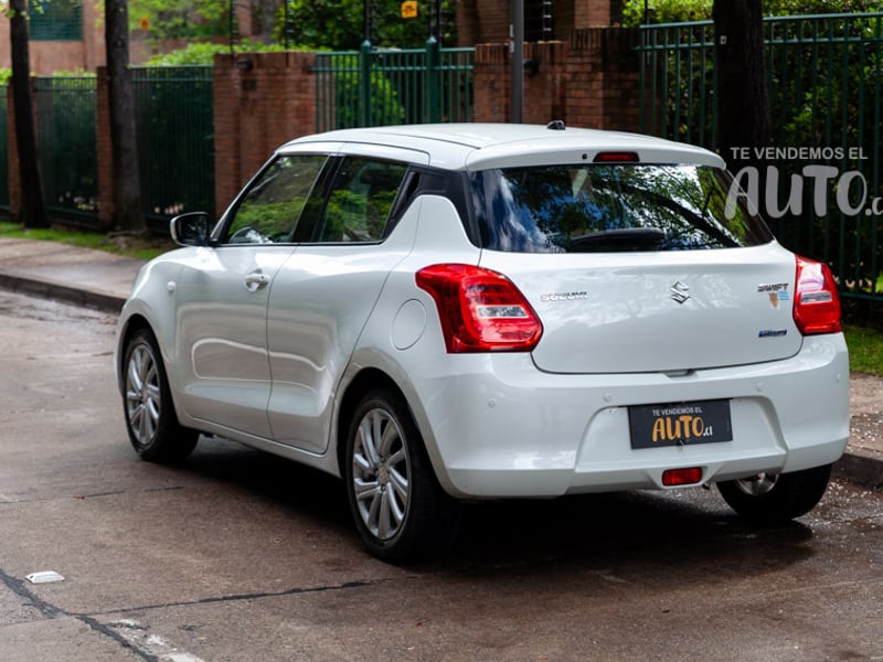 Suzuki Swift 2023 - Imagen 3 de 17