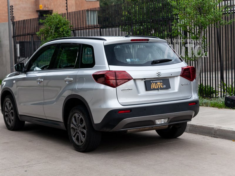 Suzuki Vitara 2023 - Imagen 3 de 18