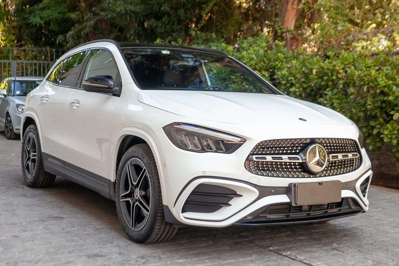 MERCEDES BENZ GLA 220D 2025 - Imagen 6 de 17