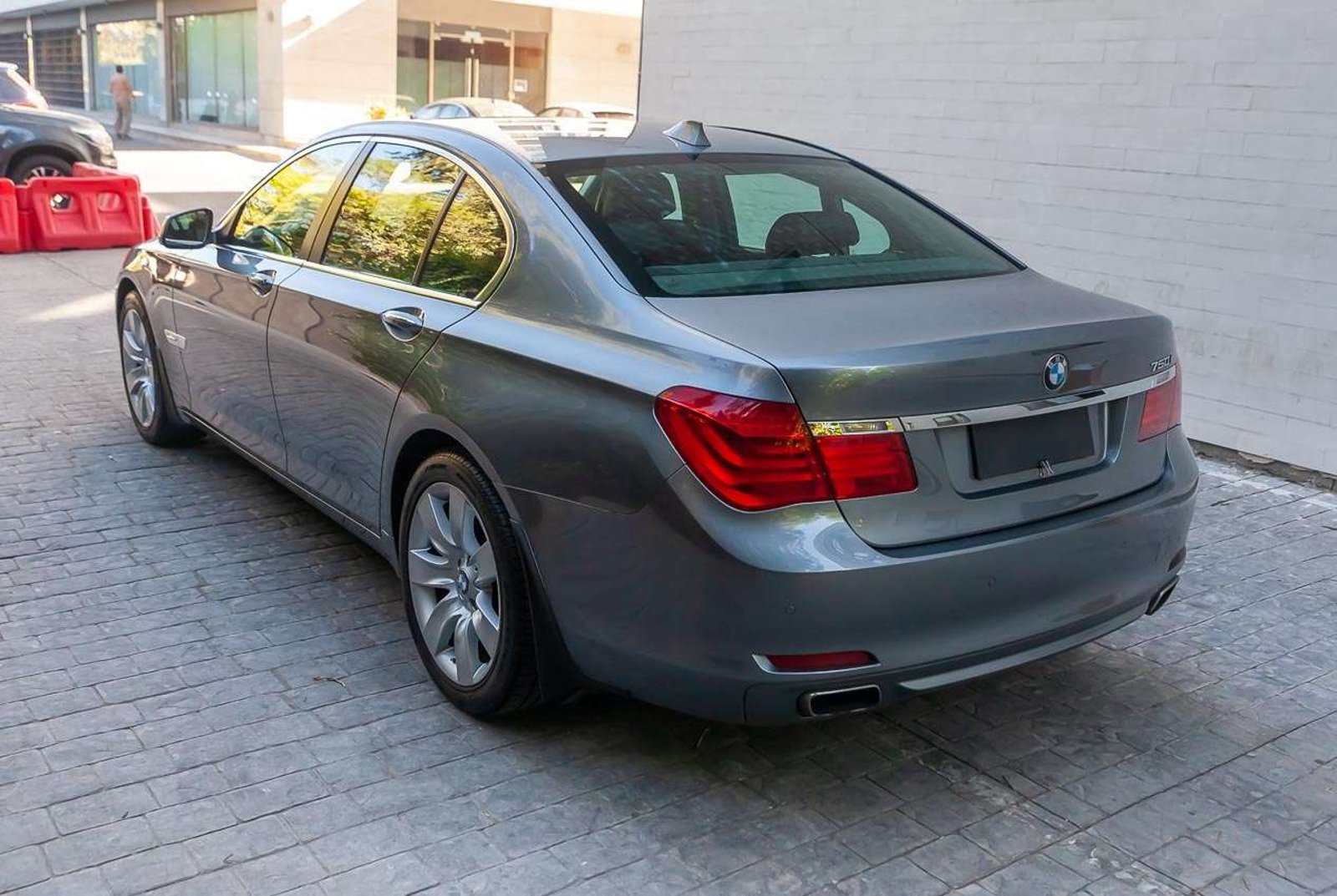 BMW 750i 2012 - Imagen 3 de 19