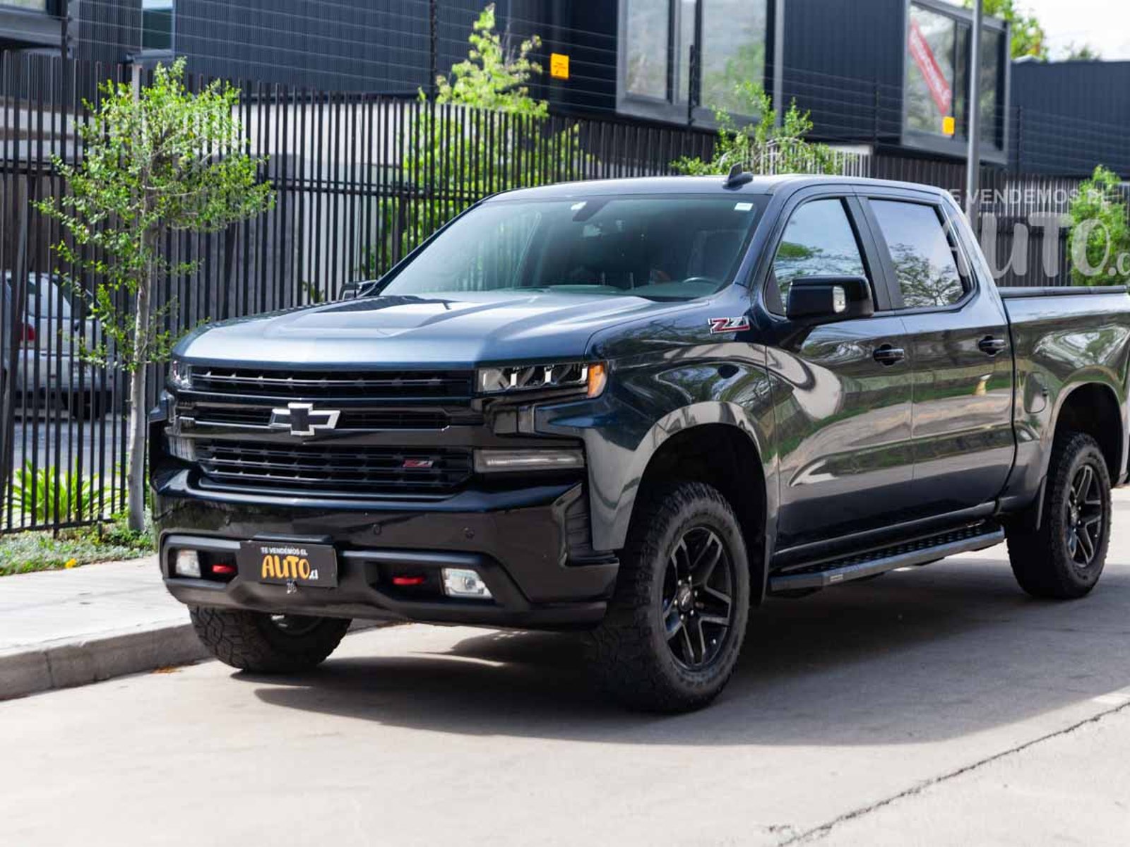 Chevrolet Silverado 2021 - Foto 2 de 20