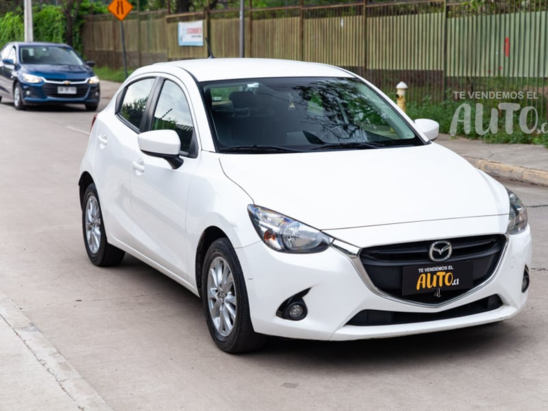 Mazda 2 2017 - Imagen 6 de 17