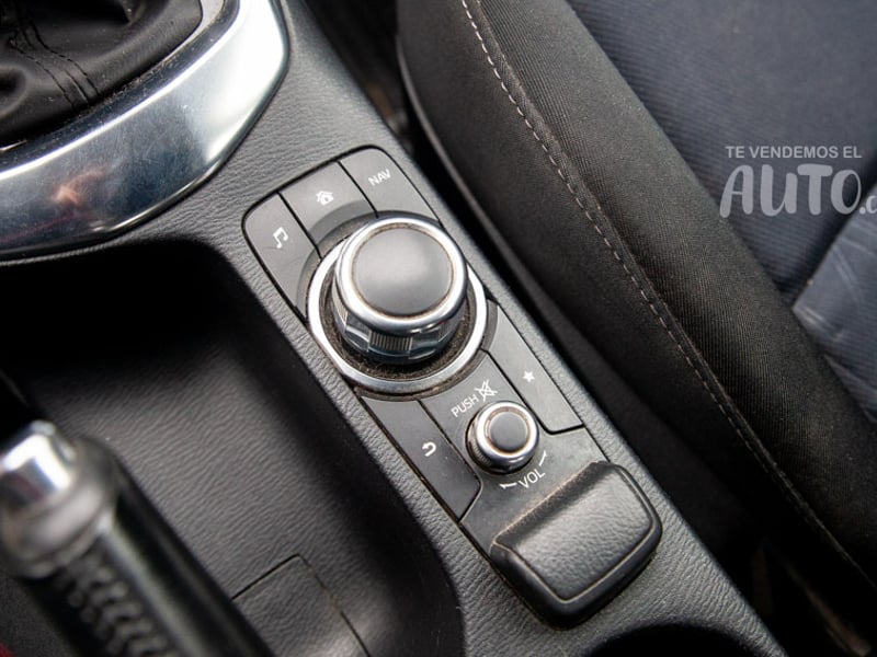 Mazda 2 2017 - Imagen 13 de 17