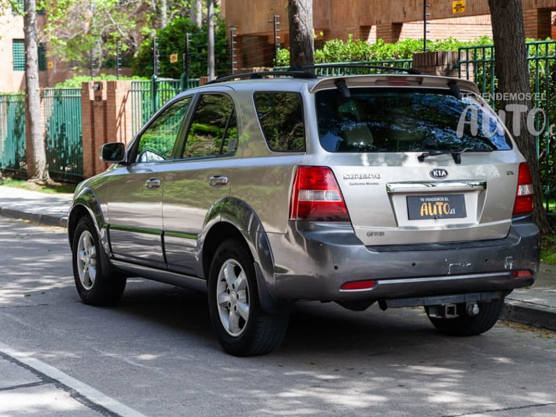 Kia Sorento 2007 - Imagen 3 de 15