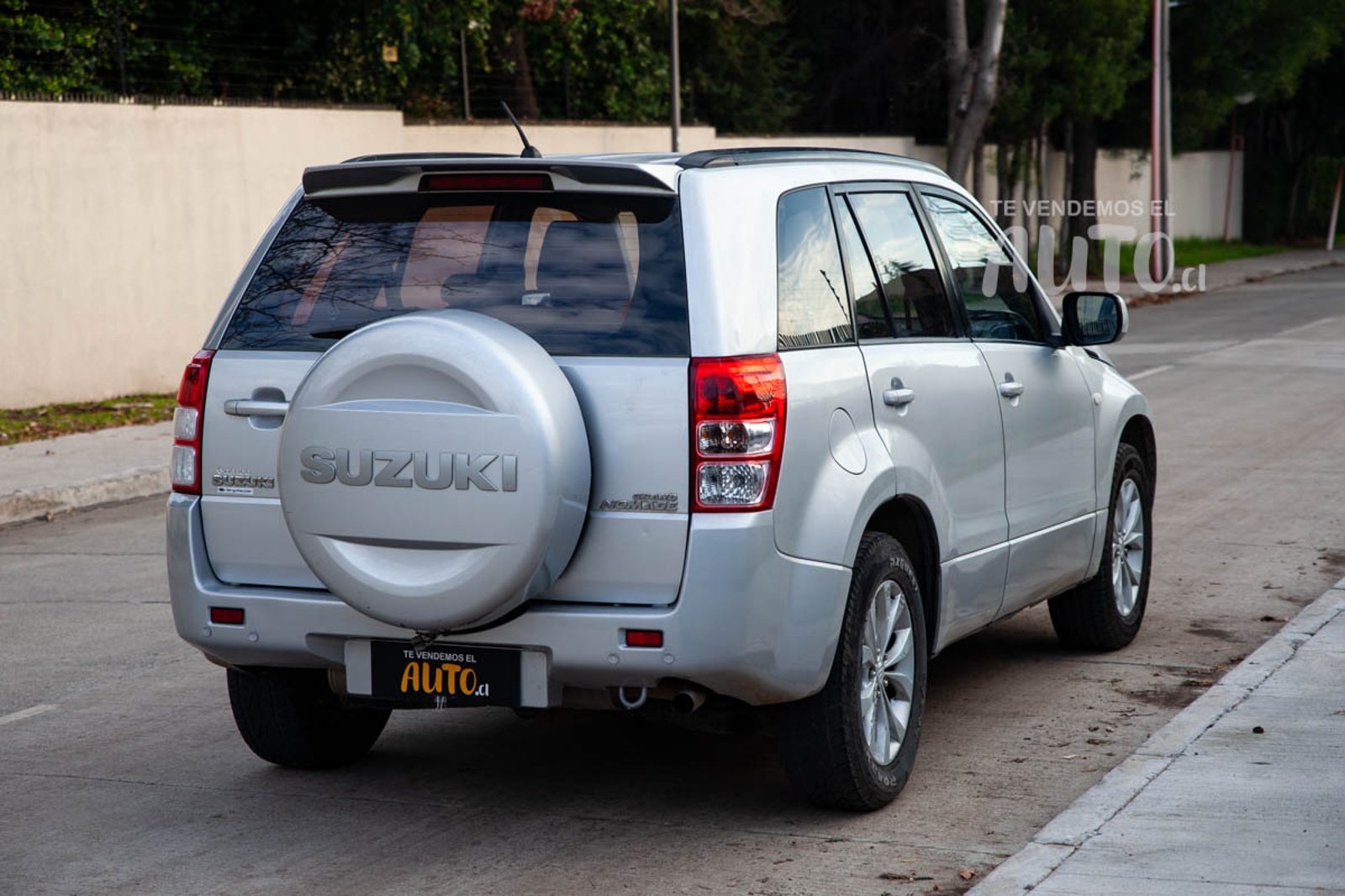 Suzuki Grand Nomade 2017 - Imagen 5 de 16