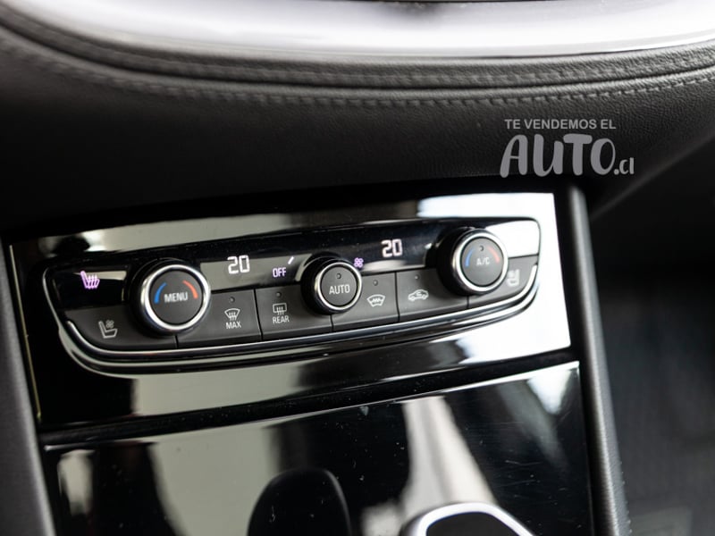 Opel Grandland X 2020 - Imagen 13 de 18