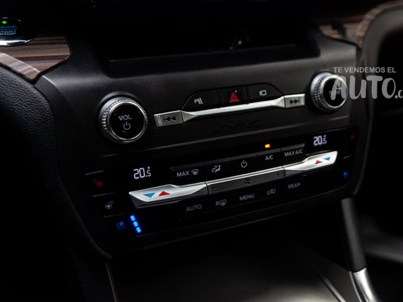Ford Explorer 2021 - Imagen 14 de 20