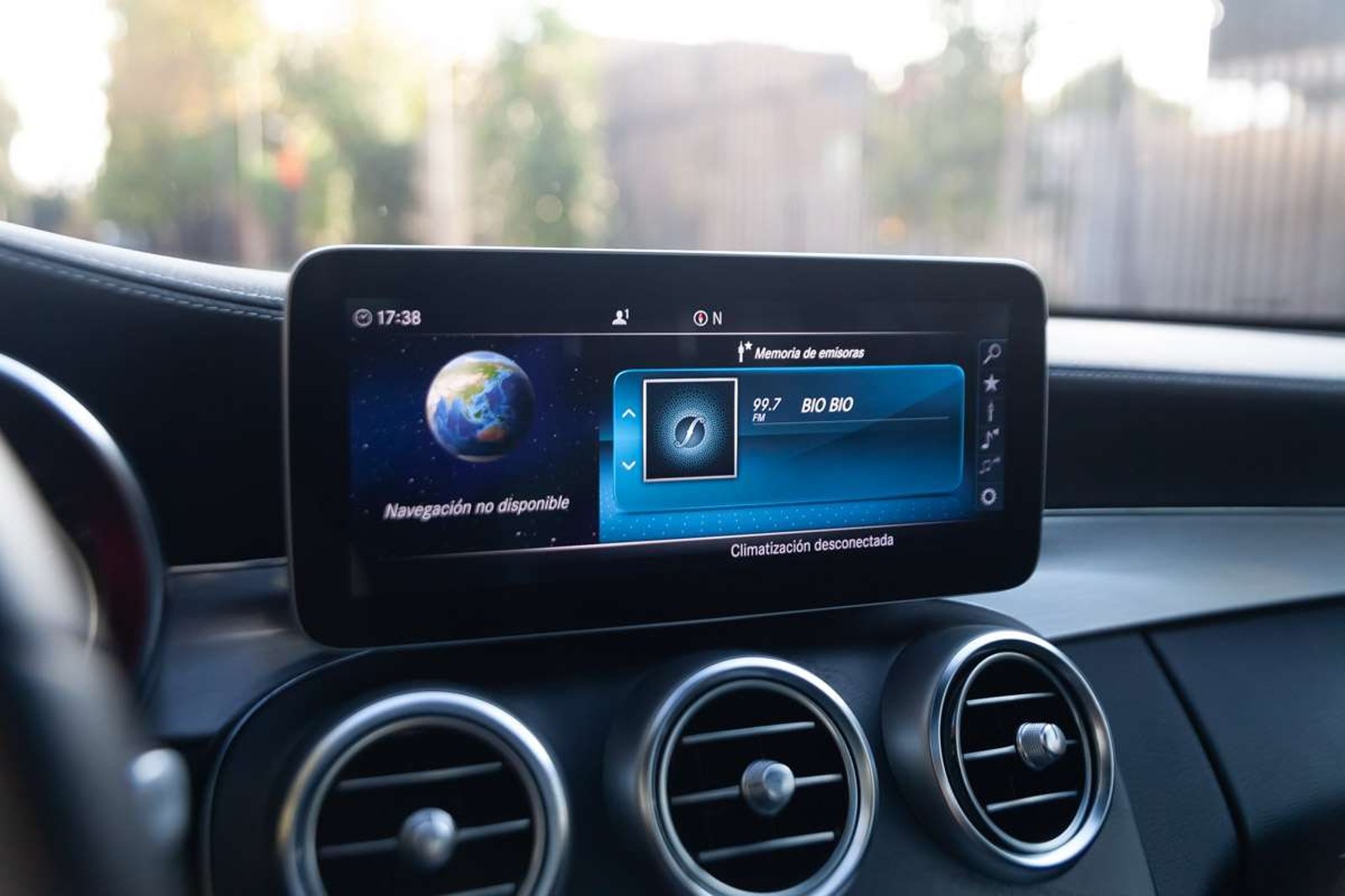 MERCEDES BENZ C300 2019 - Imagen 11 de 17