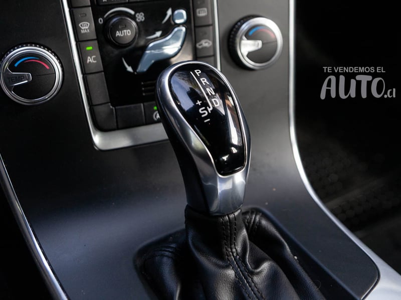 Volvo S60 2019 - Imagen 14 de 18