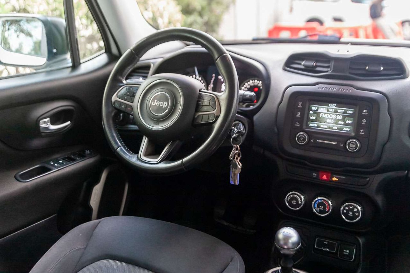 JEEP Renegade 2017 - Imagen 16 de 17