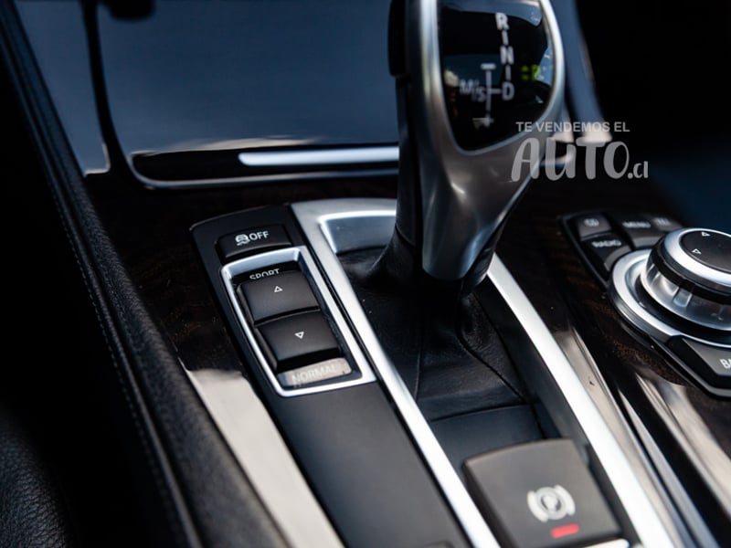 BMW 550I 2011 - Imagen 17 de 20