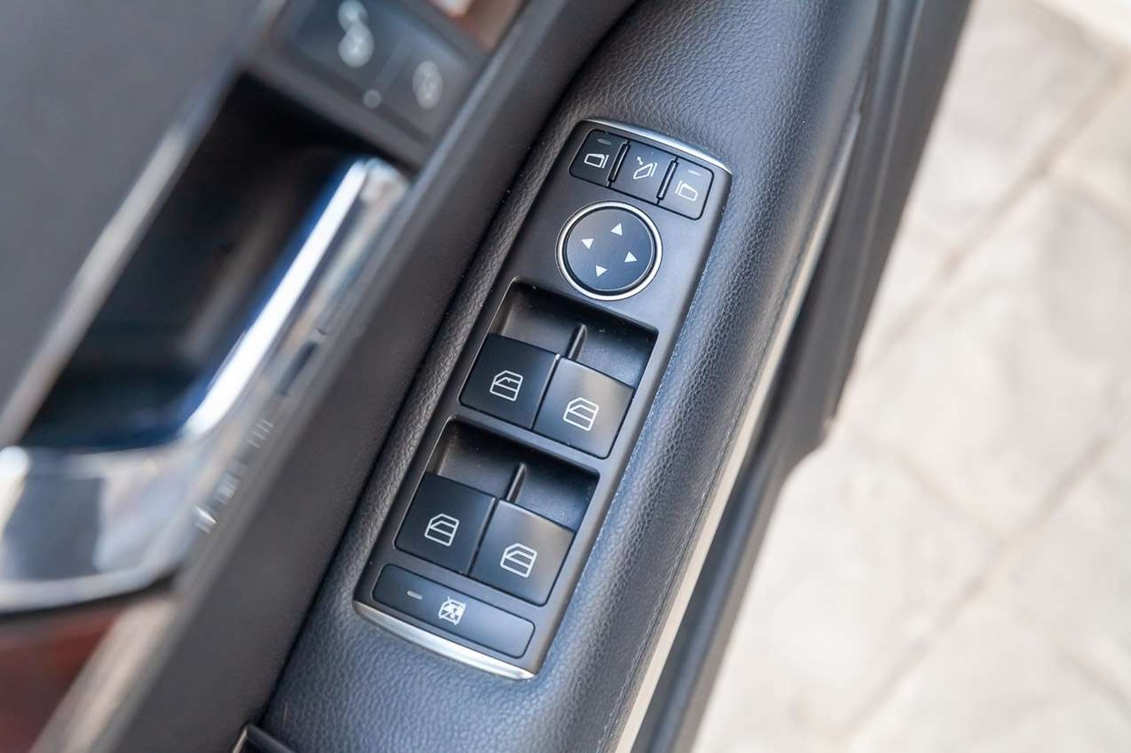 MERCEDES E500 2011 - Imagen 17 de 20