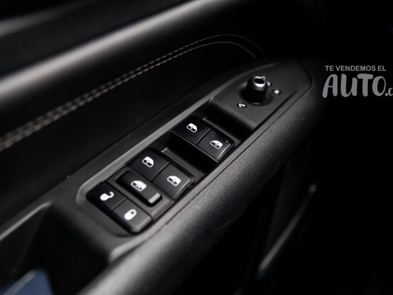 Jeep Compass 2024 - Imagen 16 de 19