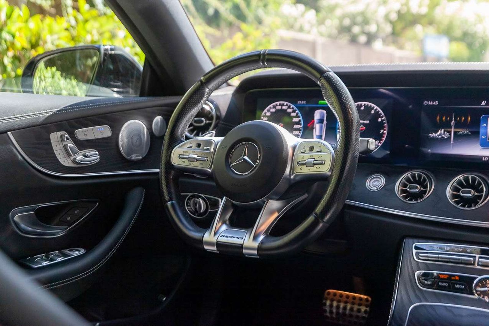 MERCEDES BENZ E53 2019 - Imagen 19 de 20