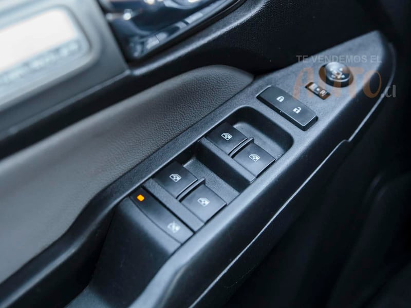 Chevrolet COLORADO 2018 - Imagen 17 de 20