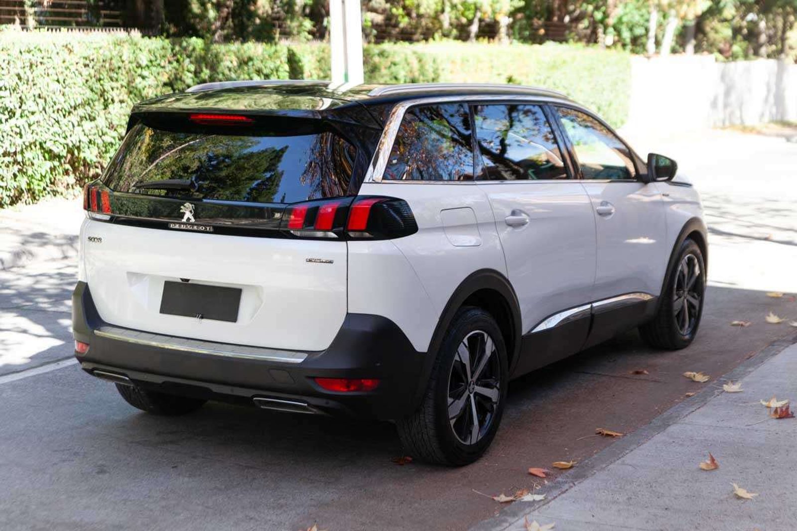 PEUGEOT 5008 2021 - Imagen 5 de 18