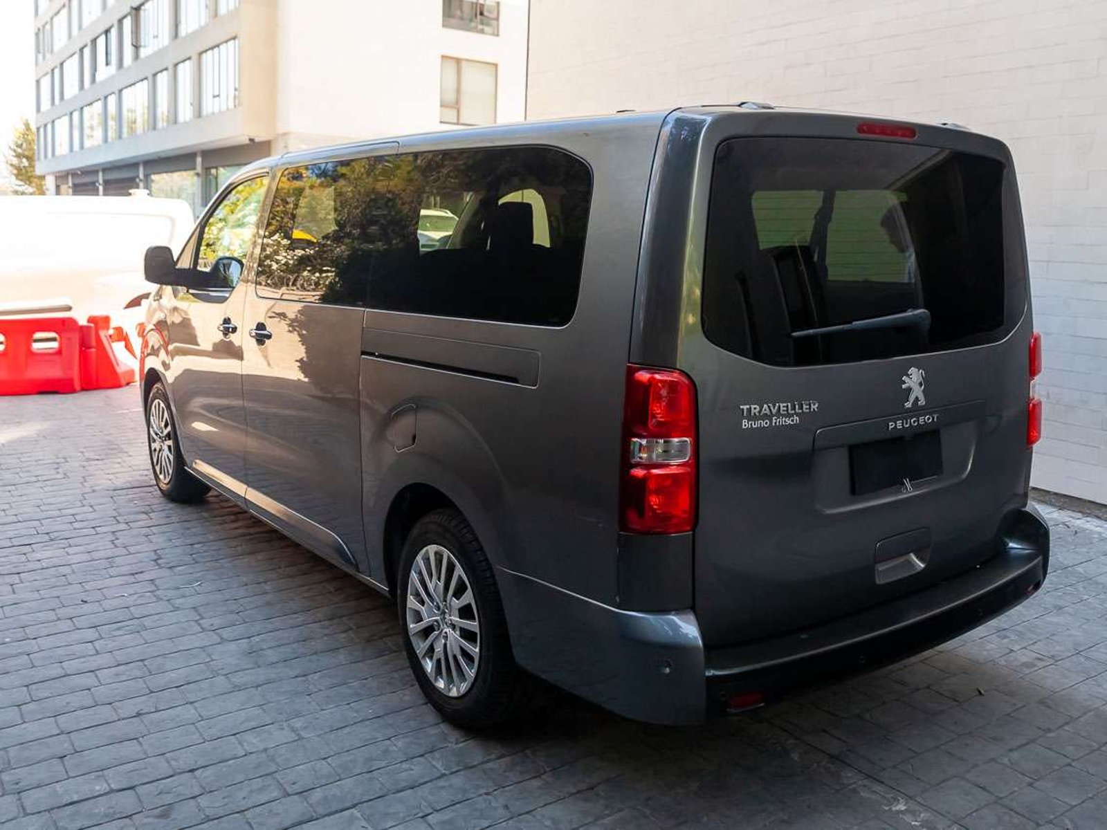 Peugeot Traveller 2024 - Foto 3 de 20