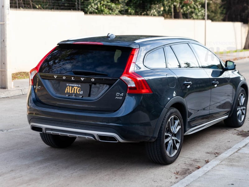 Volvo V60 Cross Country 2018 - Imagen 5 de 19