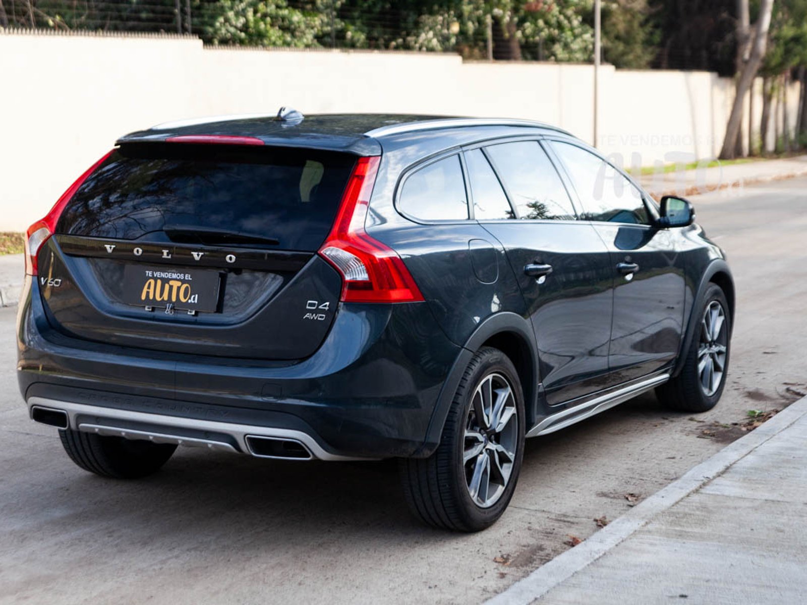 Volvo V60 Cross Country 2018 - Foto 5 de 19