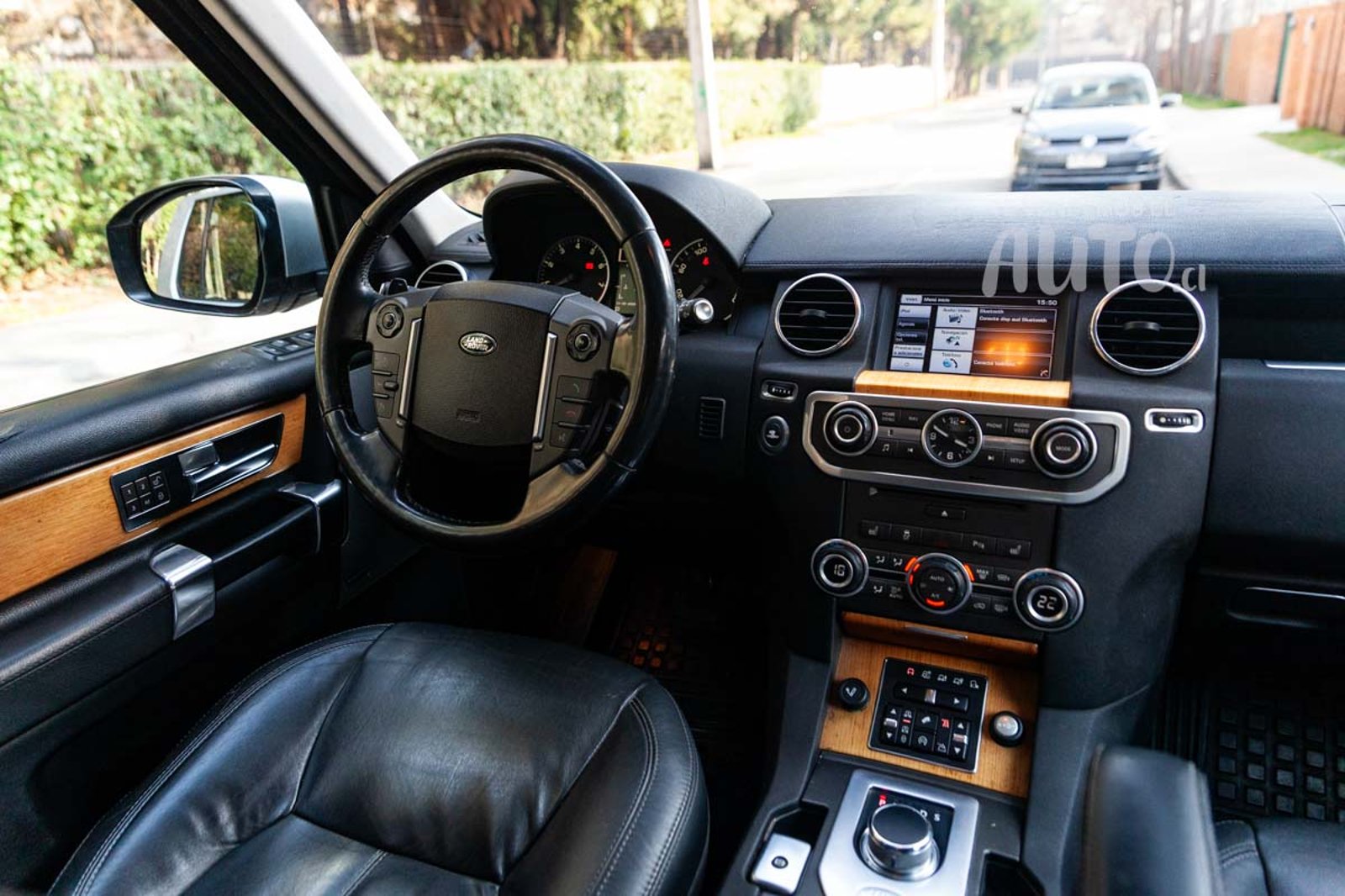Land Rover Discovery 4 2015 - Imagen 18 de 19