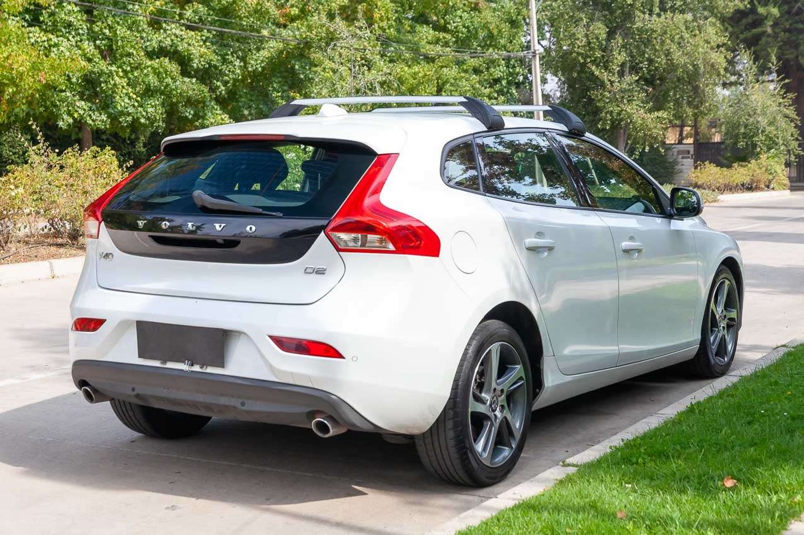 VOLVO V40 2019 - Imagen 5 de 19
