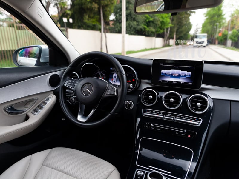 Mercedes-Benz C180 2018 - Imagen 19 de 20