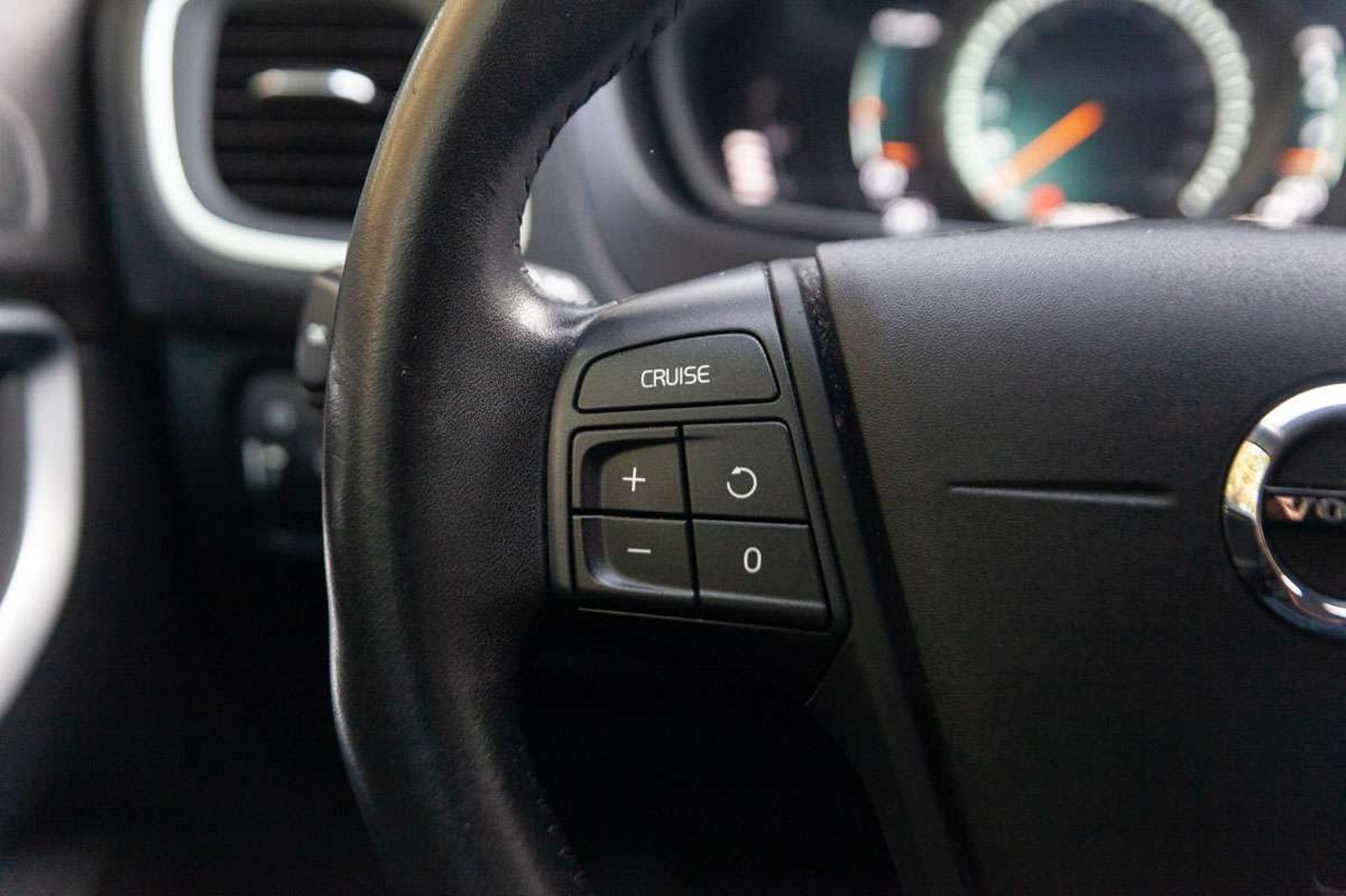 Volvo V40 2019 - Imagen 9 de 19