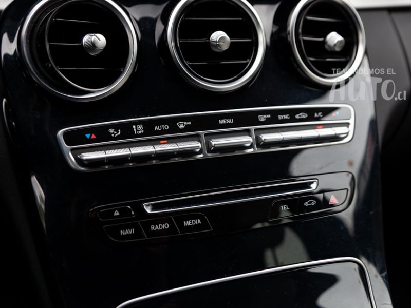 Mercedes-Benz C180 2018 - Imagen 15 de 20