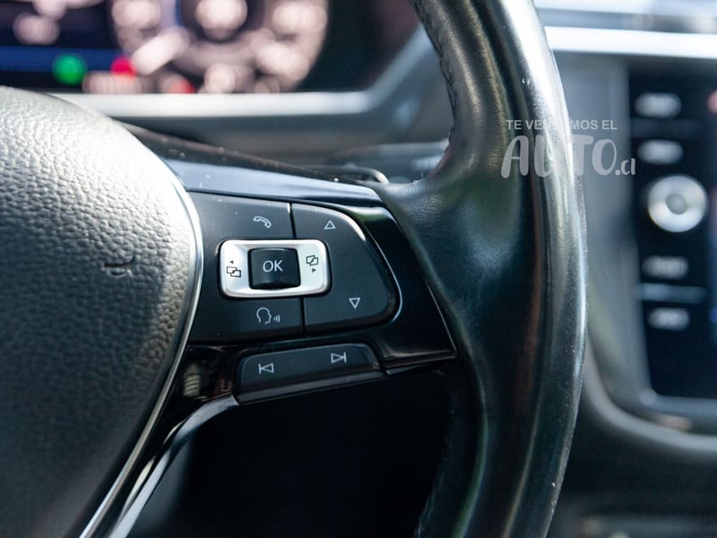 Volkswagen Tiguan 2018 - Imagen 11 de 19