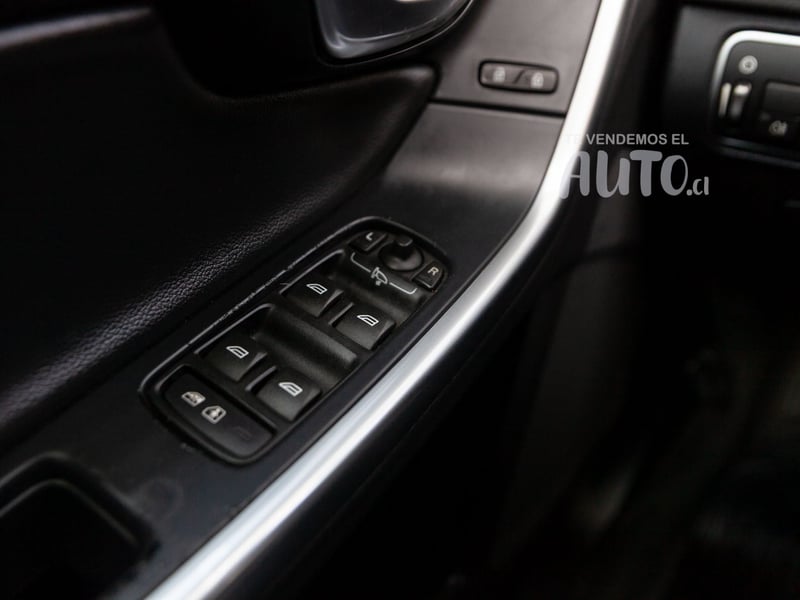 Volvo S60 2019 - Imagen 15 de 18