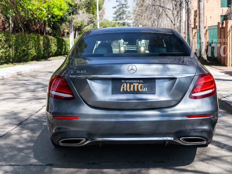 Mercedes-Benz E300 2018 - Imagen 4 de 19