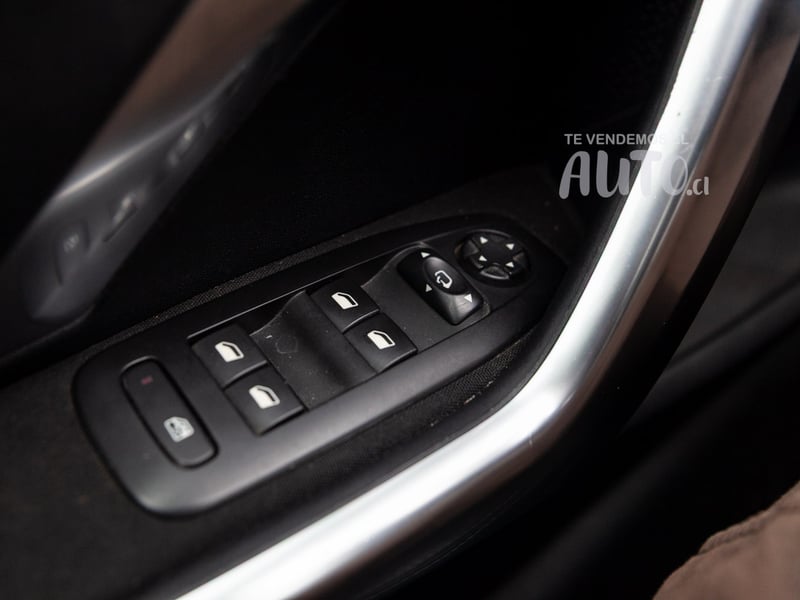 Peugeot 2008 2020 - Imagen 17 de 20
