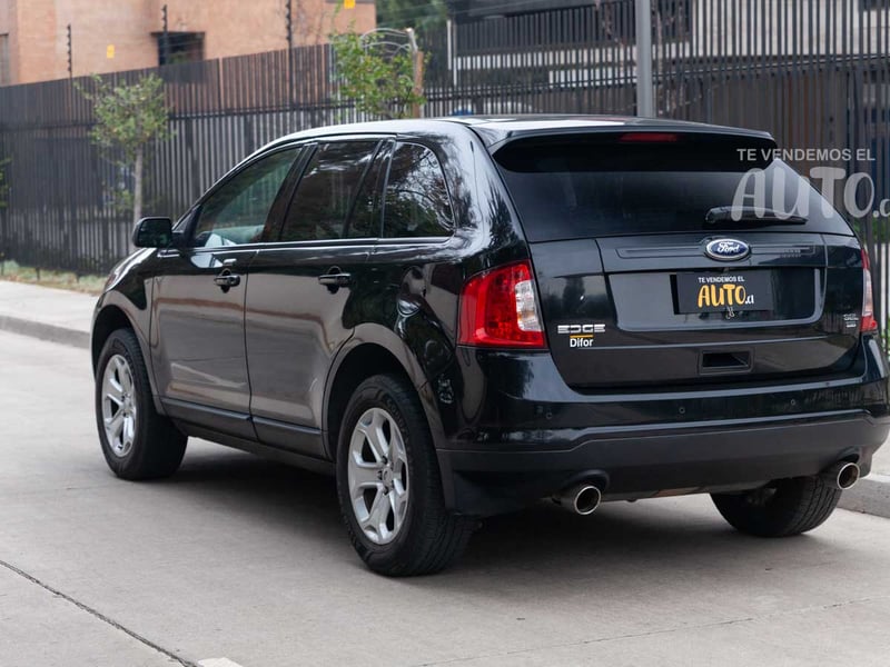 Ford Edge 2015 - Imagen 3 de 20