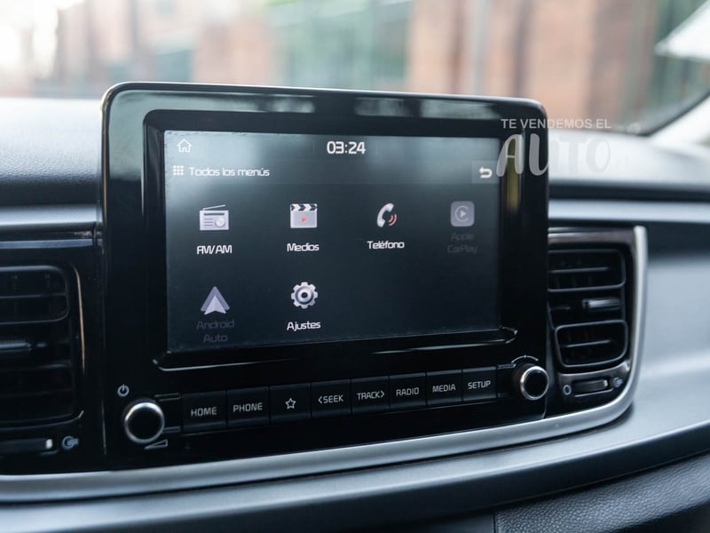 Kia Rio4 2022 - Imagen 11 de 18