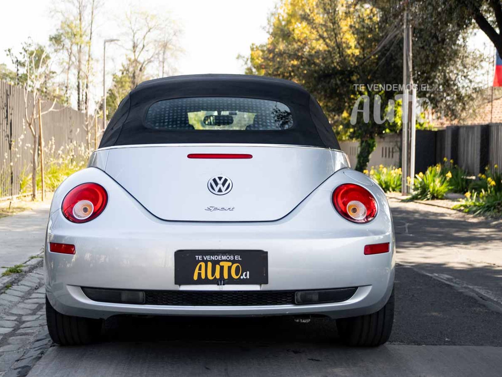 Volkswagen Beetle 2010 - Foto 4 de 12