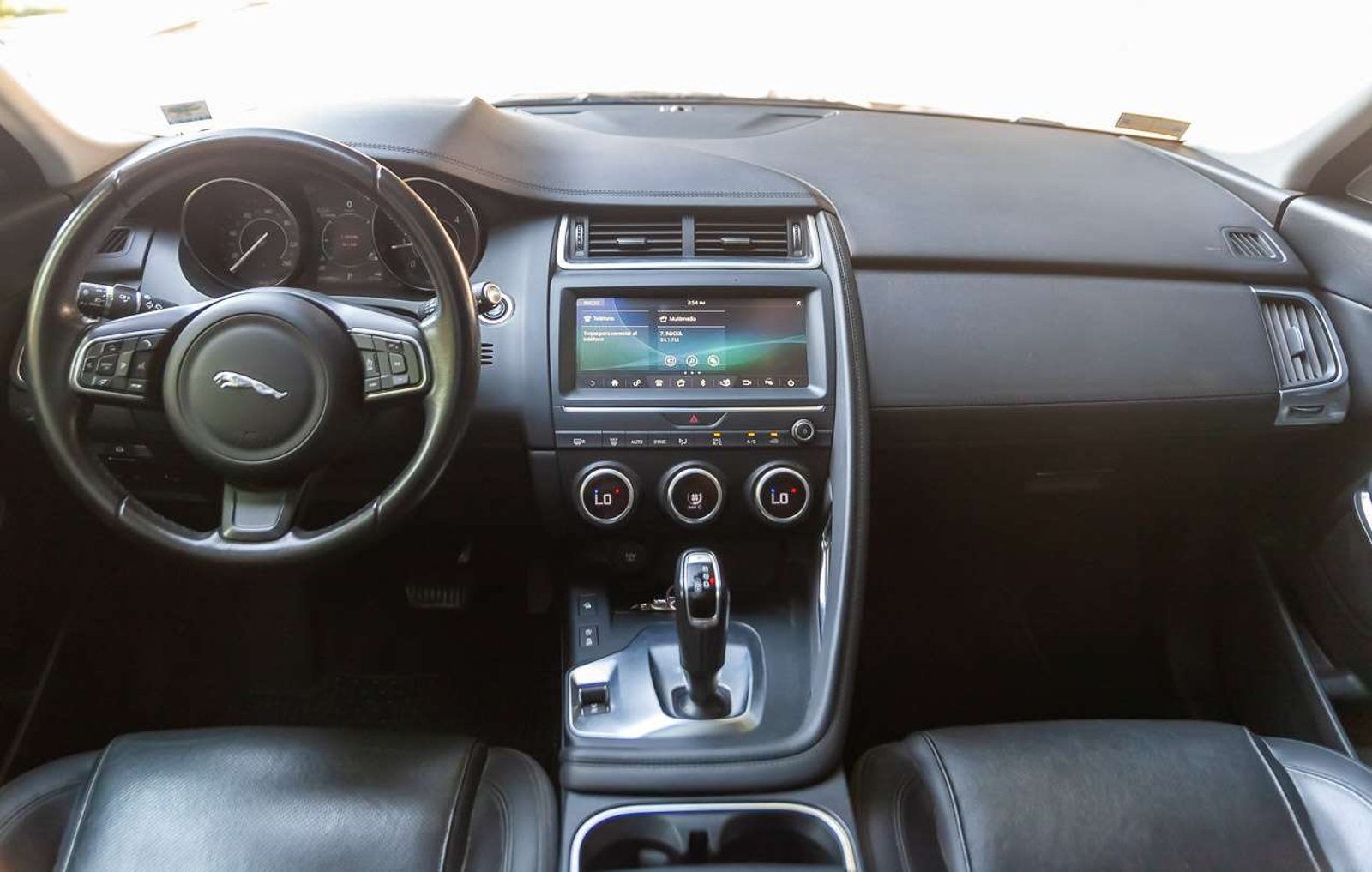 JAGUAR E-Pace 2019 - Imagen 16 de 17