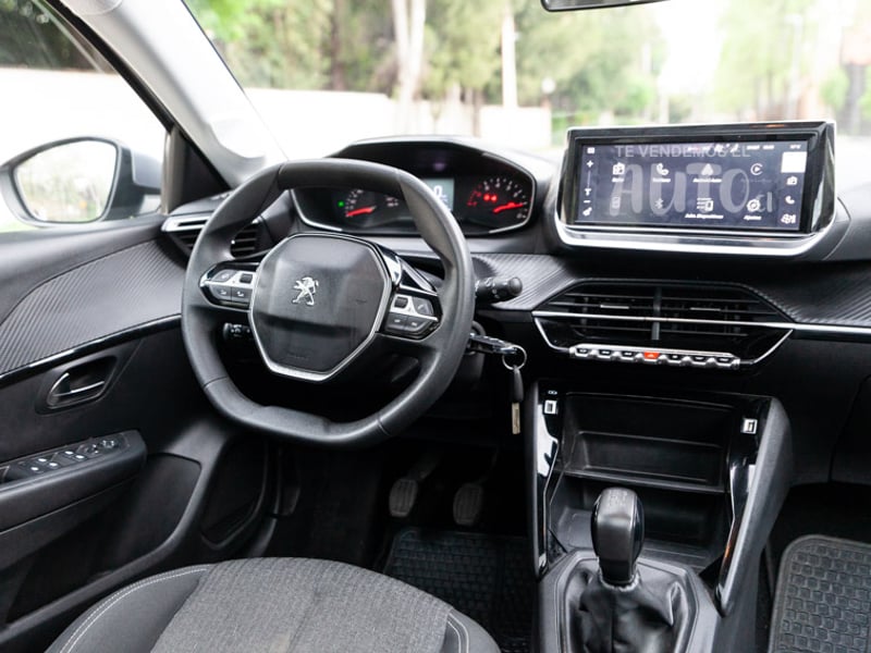 Peugeot 208 2023 - Imagen 18 de 19