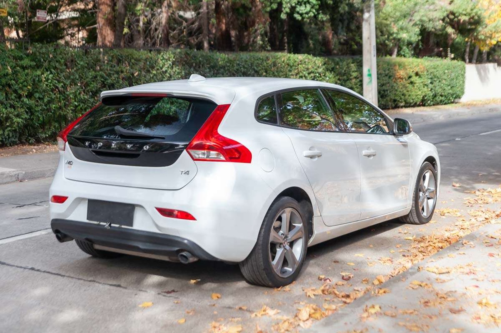 VOLVO V40 2013 - Imagen 5 de 17