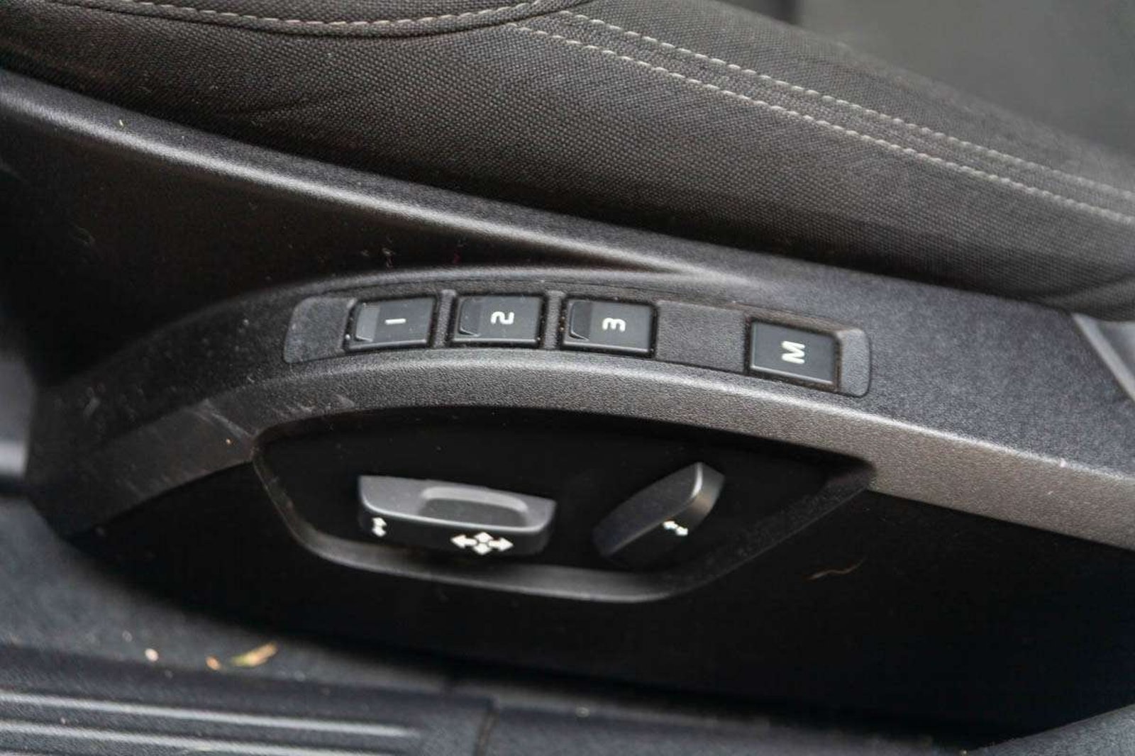Volvo V40 2019 - Imagen 16 de 19