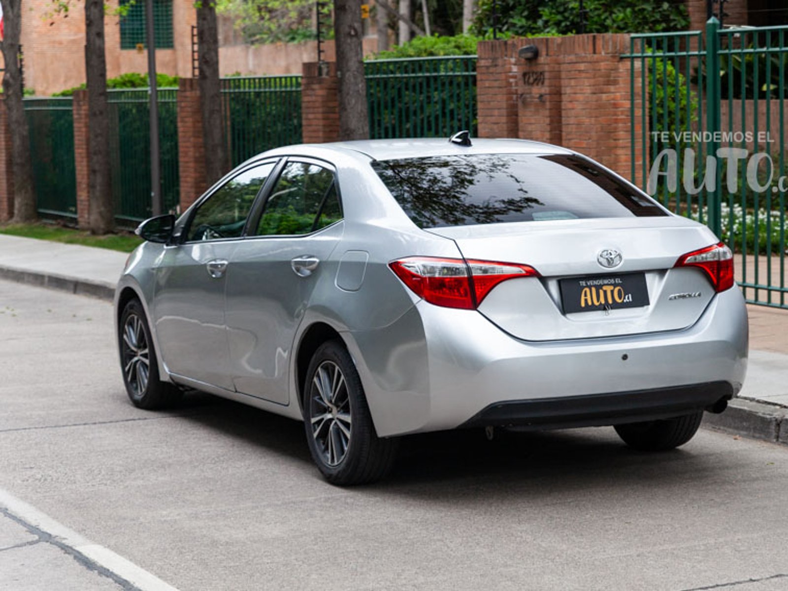 Toyota Corolla 2017 - Foto 3 de 17