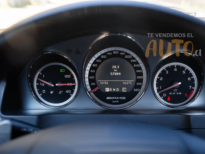 Mercedes-Benz C63 AMG 2011 - Imagen 12 de 20