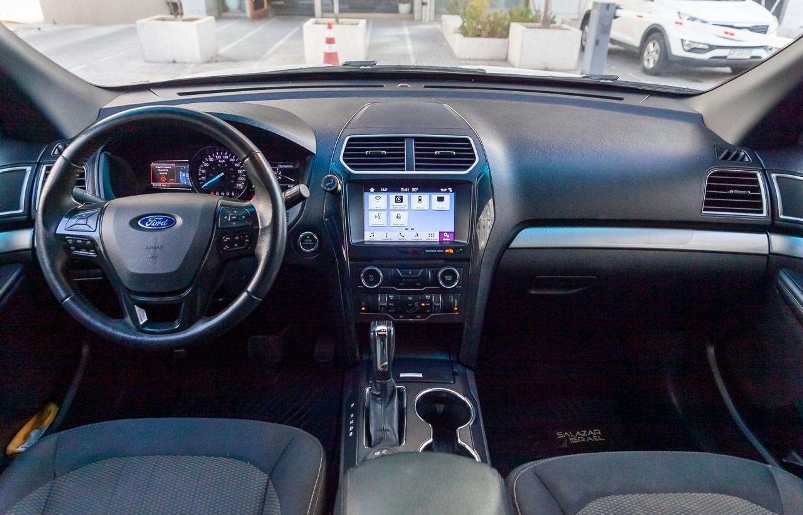 FORD Explorer 2017 - Imagen 18 de 20