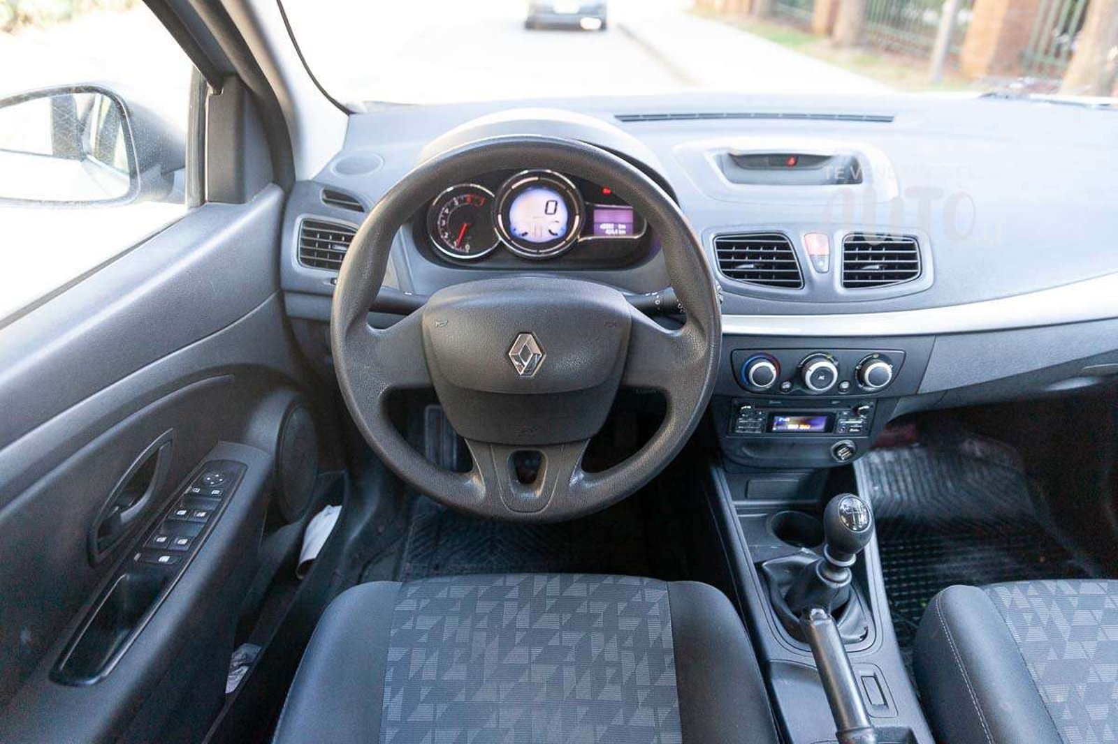 Renault Fluence 2014 - Imagen 16 de 16