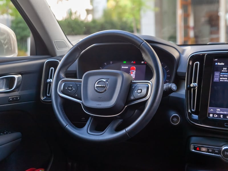 Volvo XC40 2023 - Imagen 18 de 19