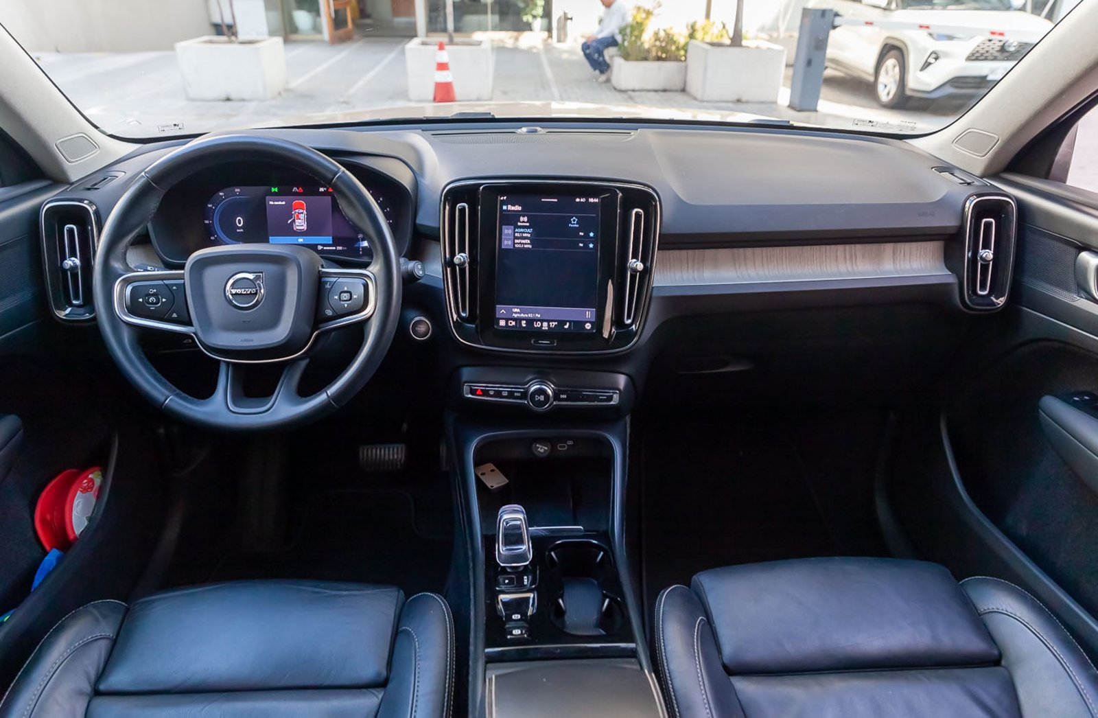 Volvo XC40 2023 - Imagen 17 de 19